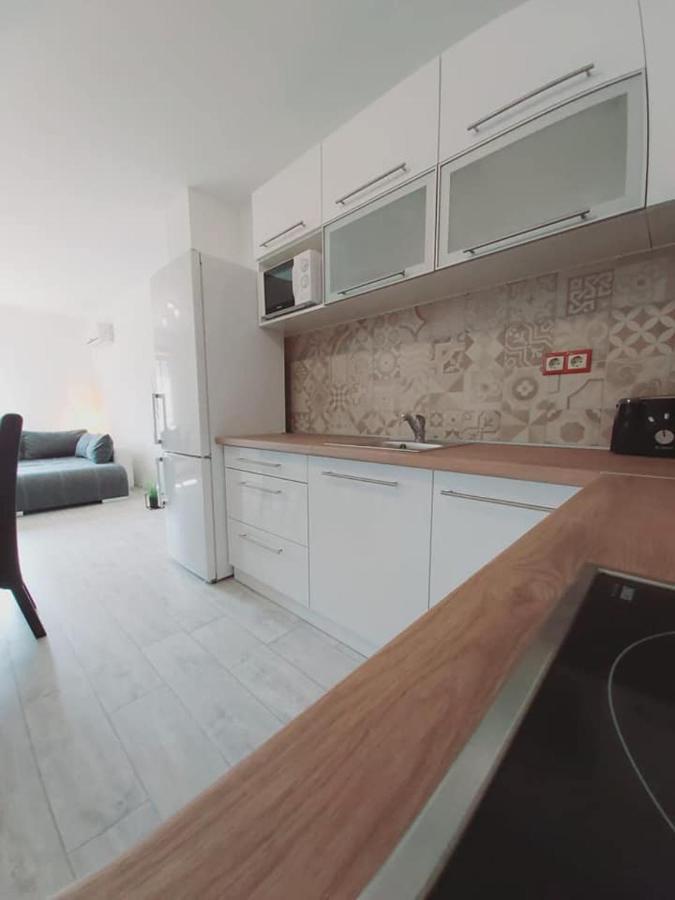 Mediterran Apartman ザラカロシュ エクステリア 写真