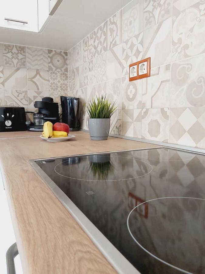 Mediterran Apartman ザラカロシュ エクステリア 写真