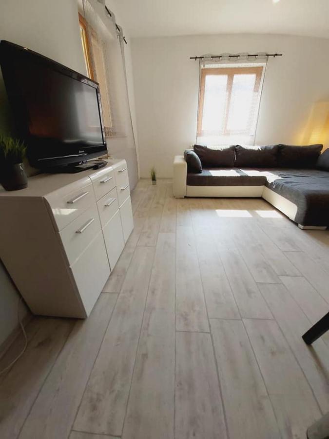 Mediterran Apartman ザラカロシュ エクステリア 写真
