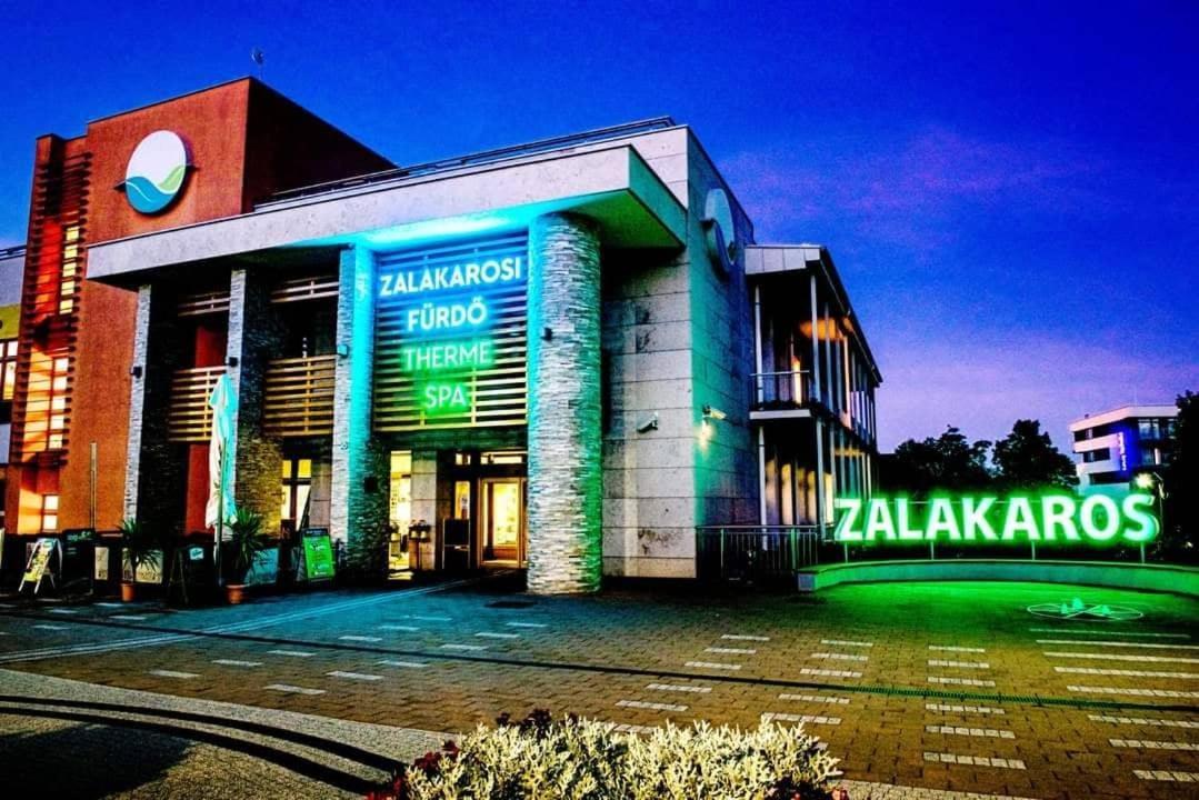 Mediterran Apartman ザラカロシュ エクステリア 写真