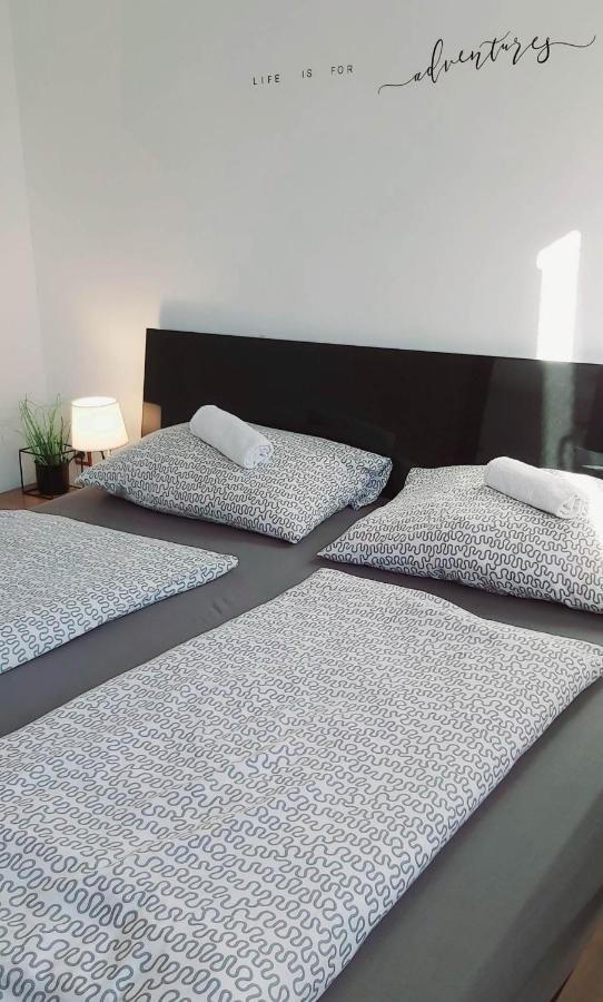 Mediterran Apartman ザラカロシュ エクステリア 写真